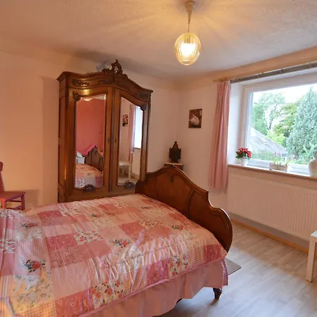 Casa vacanze With Garden, Heating, Barbecue Butgenbach