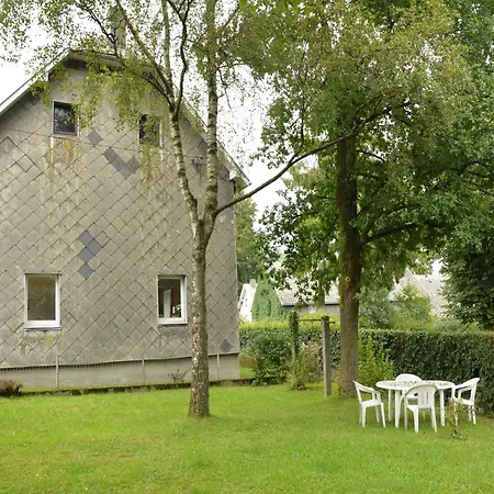 Casa vacanze With Garden, Heating, Barbecue Butgenbach